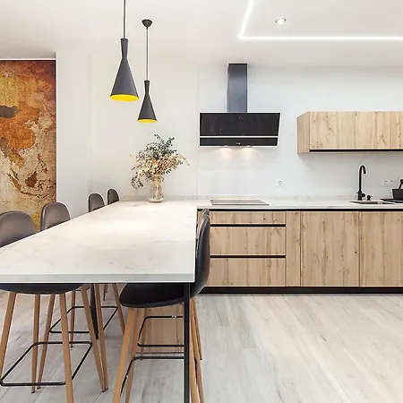 Stunning In Nervion Apartment *