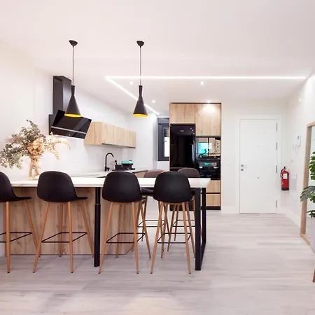Stunning In Nervion Apartment